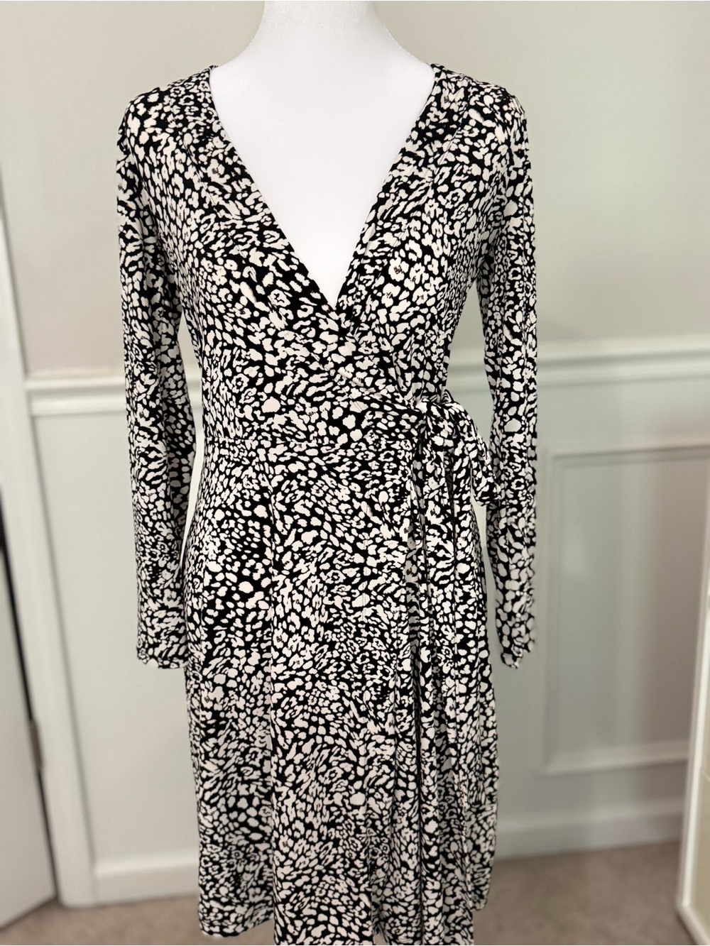 Banana Republic Black and White Floral Wrap Dress - Long Sleeve